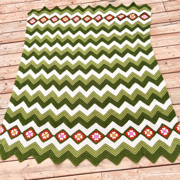 Vintage afghan blanket - Picture 2 of 4